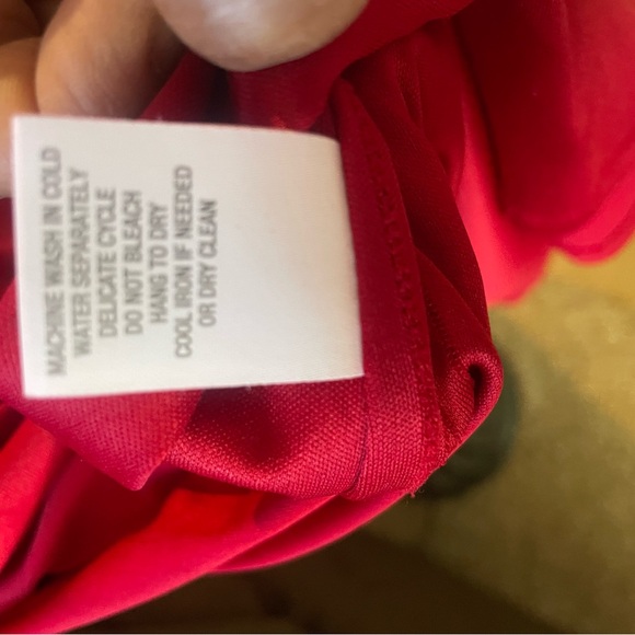 Red Dress sleeveless 35 inches length. Side zipper - Picture 5 of 10